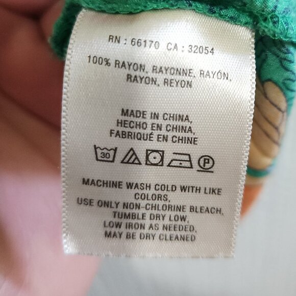 Anthropologie Vanessa x Virginia Green Poppy Pleated Blouse Size small - Picture 11 of 13